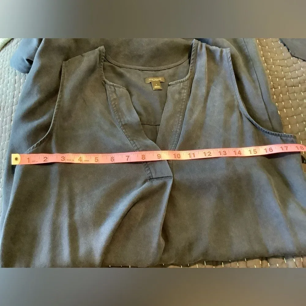 📘 Ann Taylor Navy V-Neck Dress – Belted, Sleeveless, Pockets – Size 4 - Picture 6 of 6